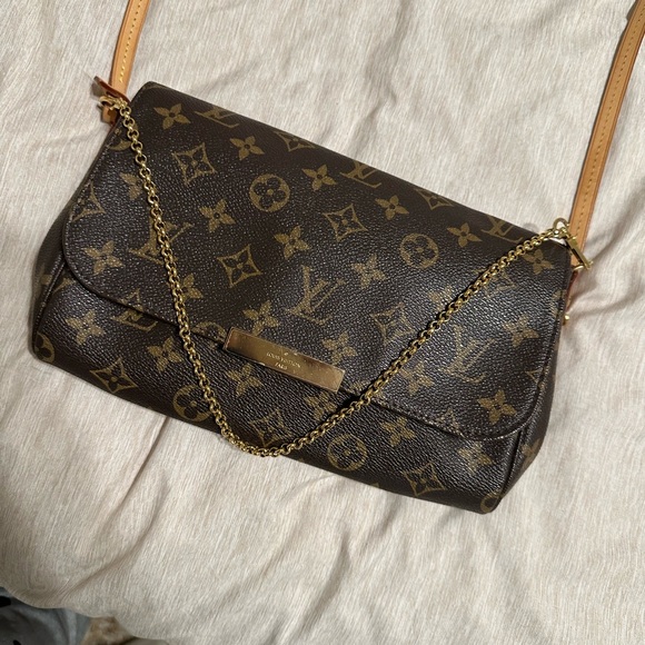 Pre loved LV Favorite MM in monogram - Picture 1 of 5